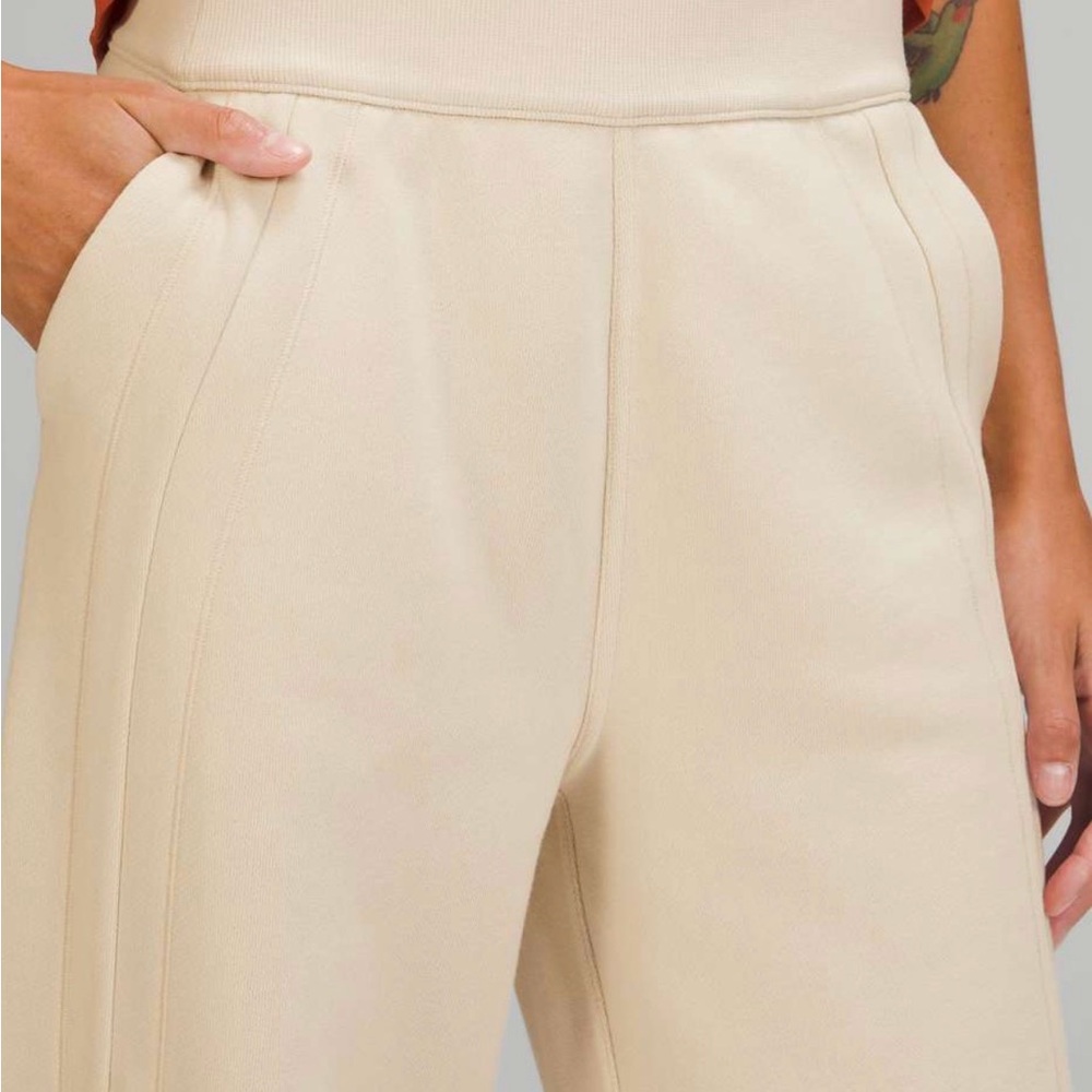 lululemon athletica Cream Joggers with Orange Tee - Picture 3 of 6